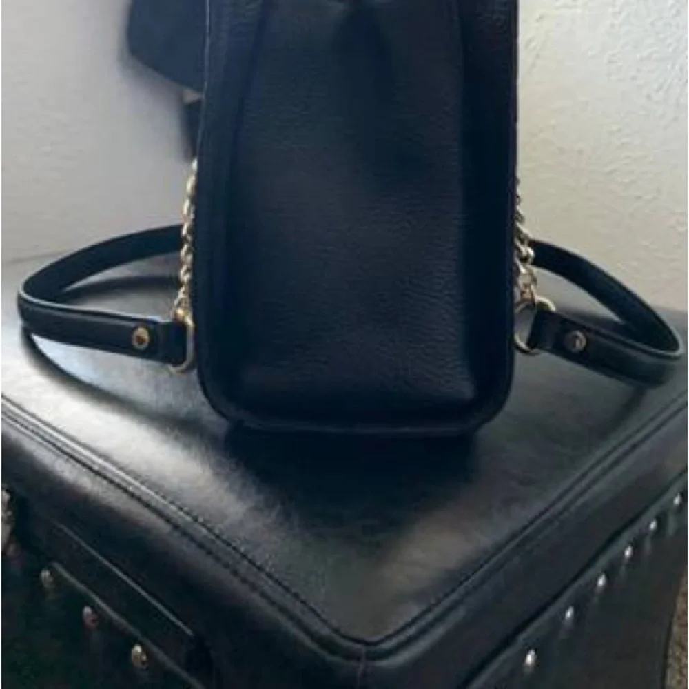 NEW! Karl Lagerfeld Black and Gold Chevron Charlotte Satchel Shoulder Bag - Picture 3 of 10